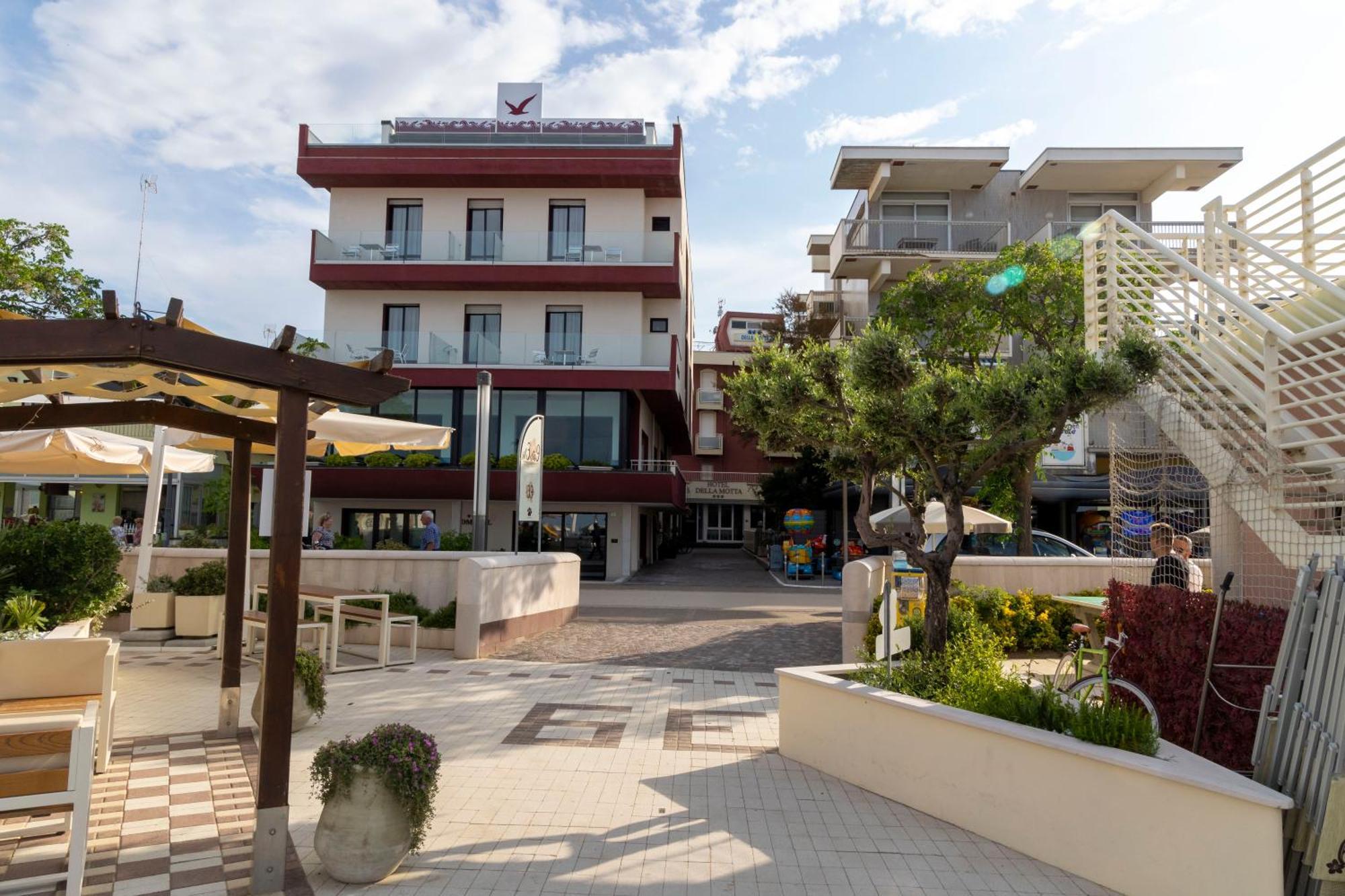 Hotel Della Motta Bellaria-Igea Marina Exteriör bild