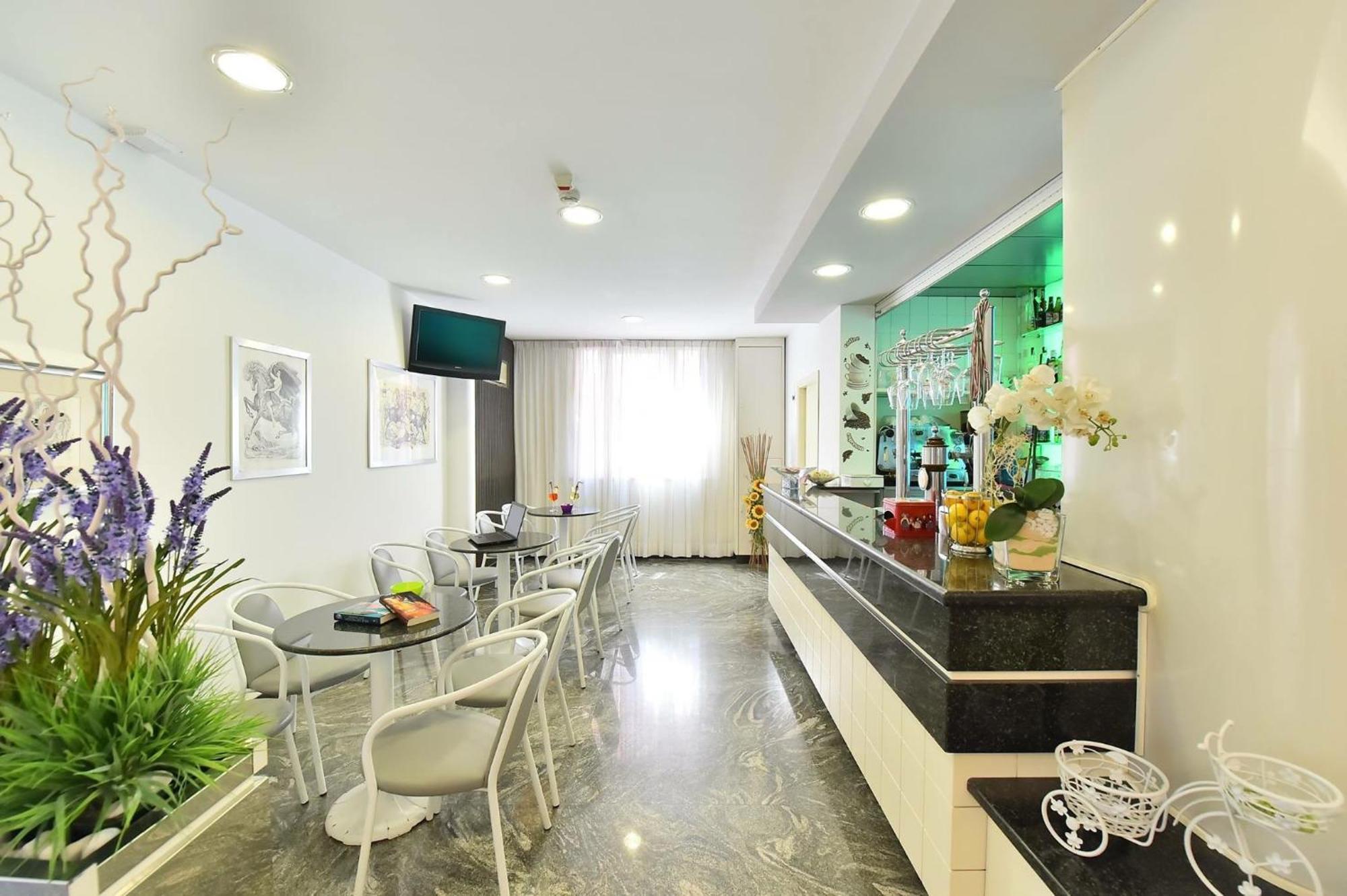 Hotel Della Motta Bellaria-Igea Marina Exteriör bild