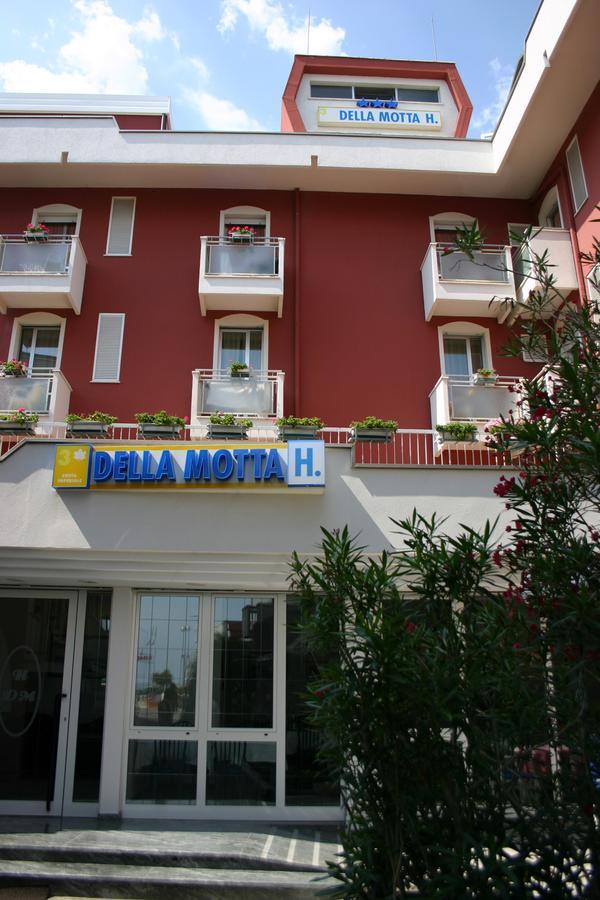 Hotel Della Motta Bellaria-Igea Marina Exteriör bild