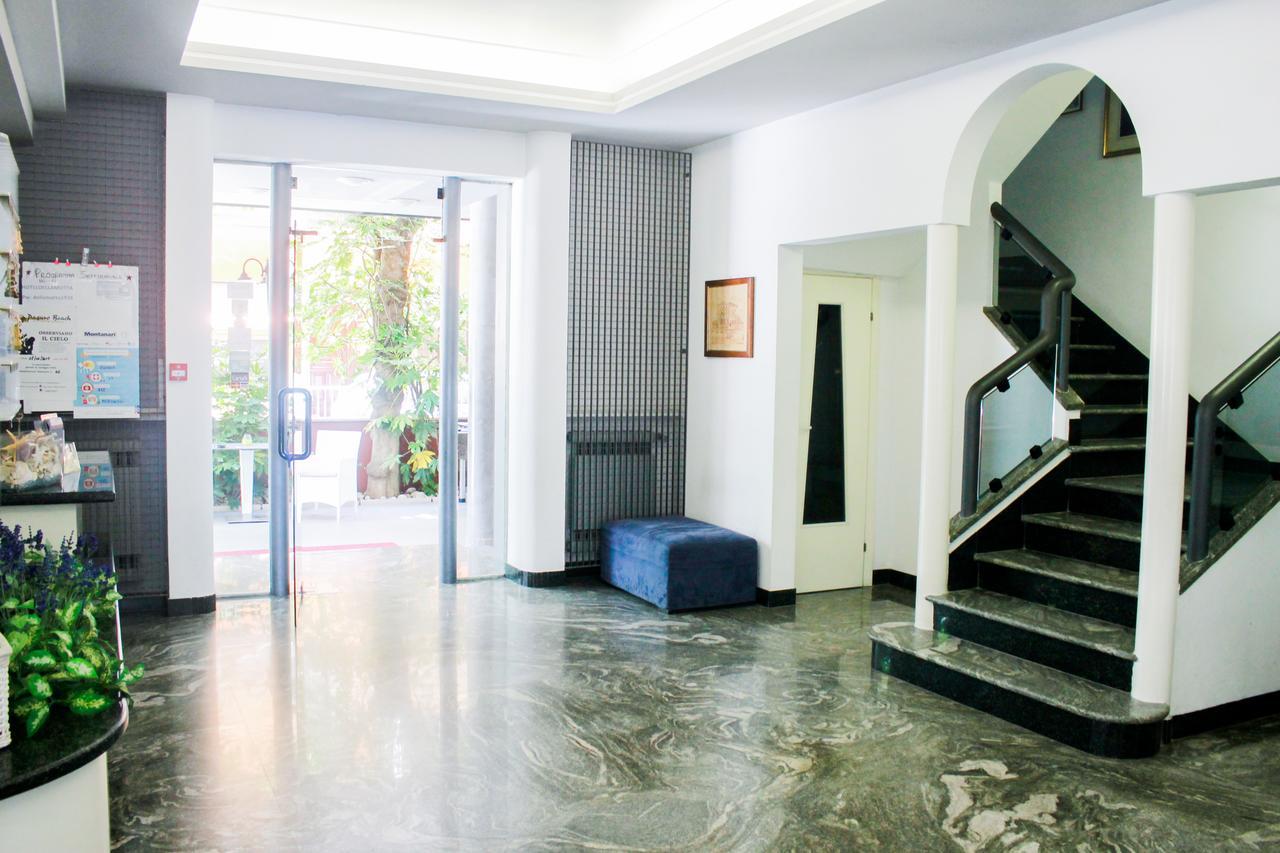 Hotel Della Motta Bellaria-Igea Marina Exteriör bild