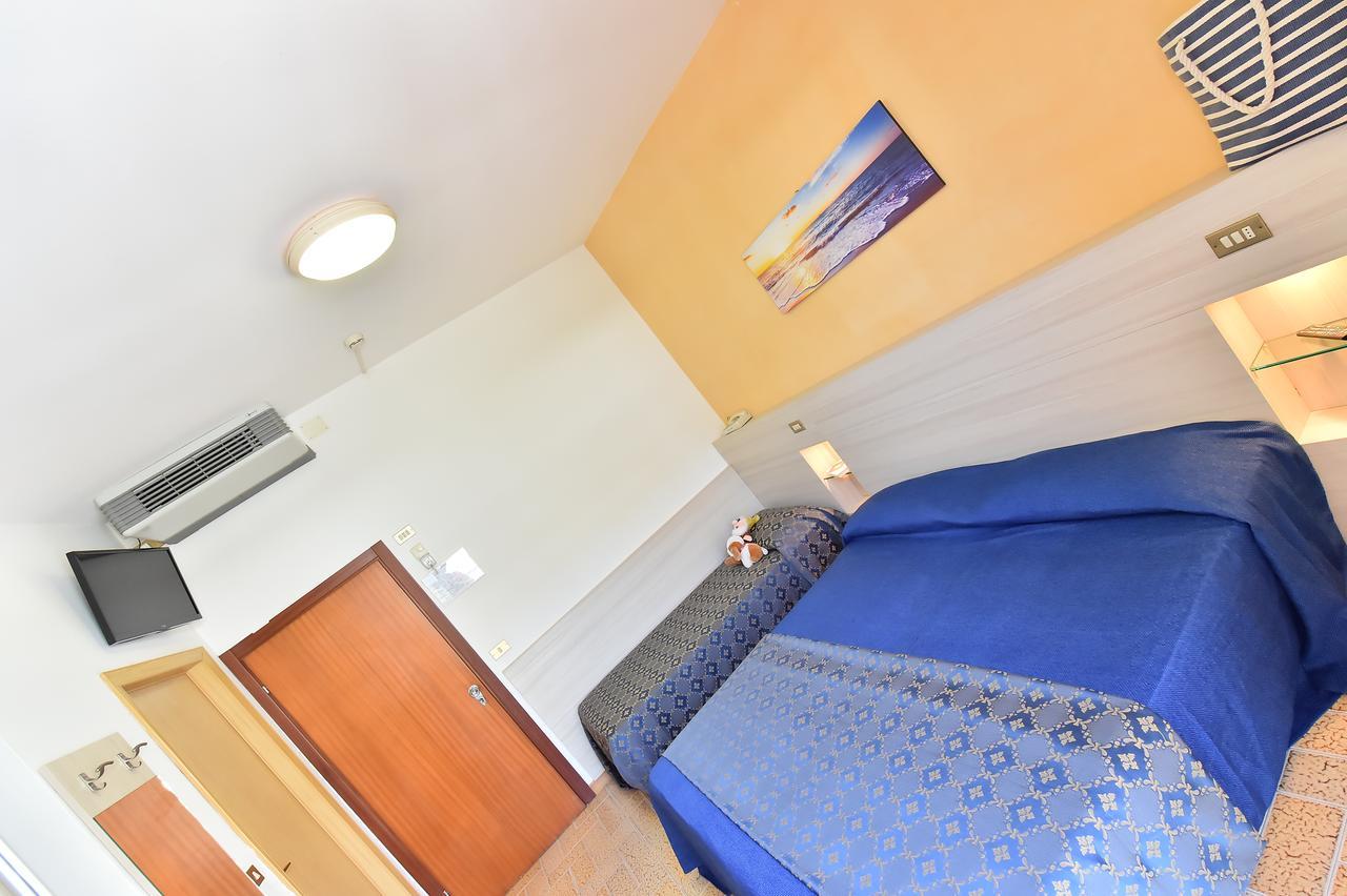 Hotel Della Motta Bellaria-Igea Marina Exteriör bild